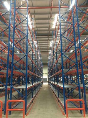 Customized Size Heavy Duty Warehouse Storage Racks With Post Guardrails